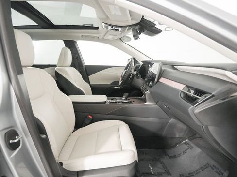 Used 2024 Lexus RX 450h AWD w/ Convenience Package image 19