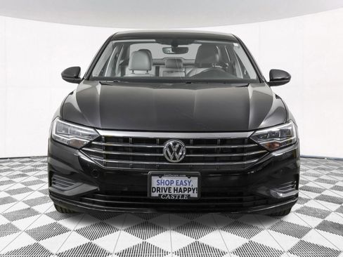 Used 2020 Volkswagen Jetta SE w/ SE Cold Weather Package FWD image 10