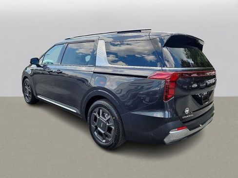 New 2026 Kia Carnival SX image 3