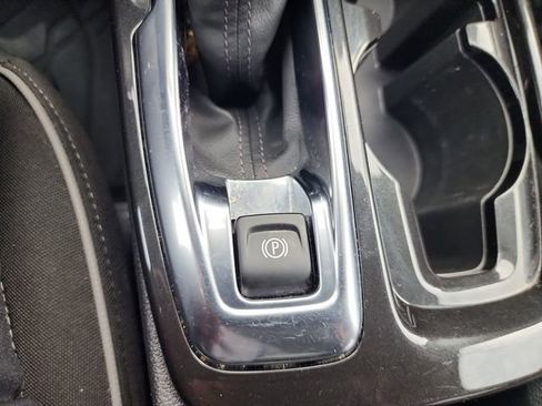 Used 2024 Chevrolet TrailBlazer LT w/ Convenience Package image 29