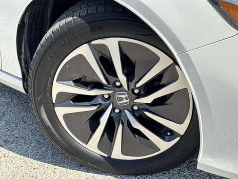 Used 2019 Honda Accord EX-L image 10