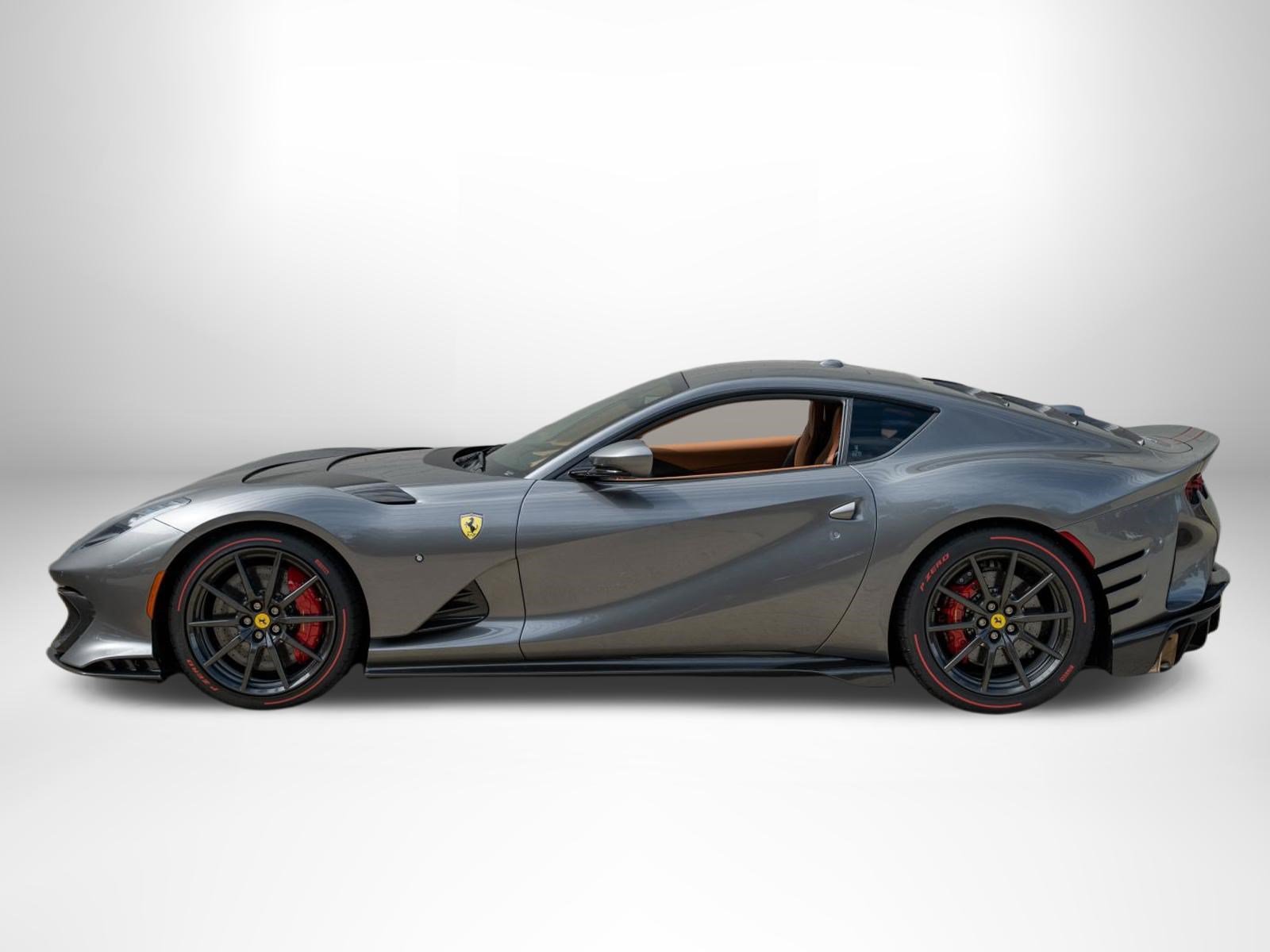Used 2022 Ferrari 812 Competizione RWD image 3