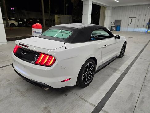 Used 2018 Ford Mustang Premium w/ Equipment Group 201A image 6