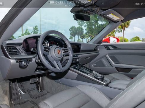 Used 2020 Porsche 911 Carrera S RWD image 5