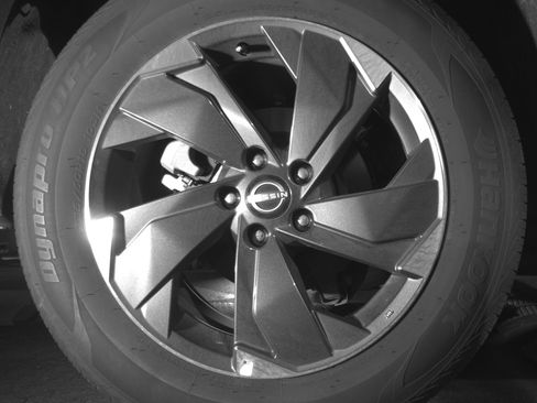 Used 2025 Nissan Rogue SV image 15