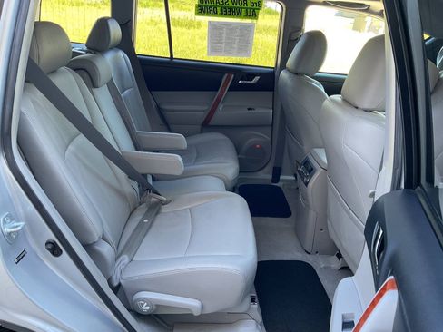 Used 2008 Toyota Highlander Limited AWD/4WD image 42