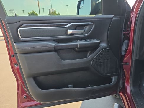 Used 2023 RAM 1500 Big Horn AWD/4WD image 9