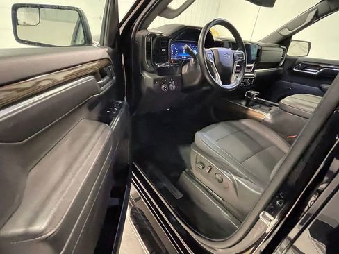 Used 2023 Chevrolet Silverado 1500 RST w/ Z71 Off-Road Package image 19