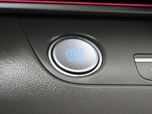 Used 2024 Hyundai Elantra SEL w/ Convenience Package FWD image 28