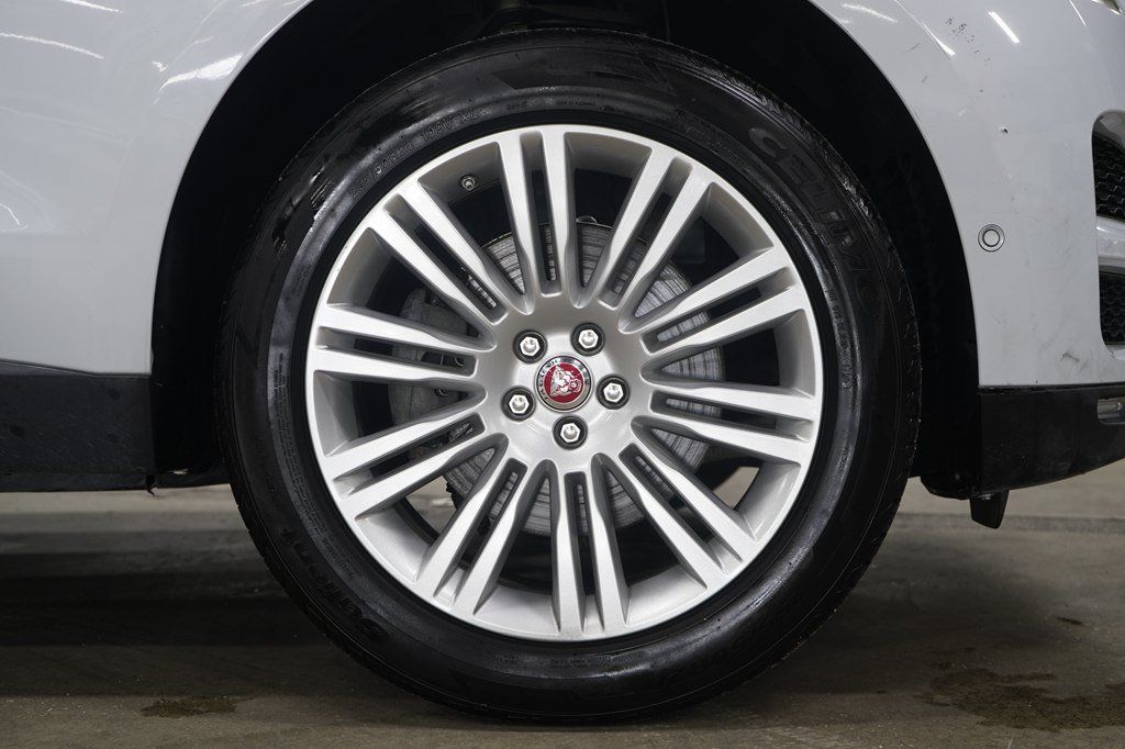 Used 2019 Jaguar F-PACE Portfolio AWD/4WD image 36