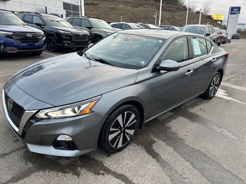 Used 2019 Nissan Altima 2.5 SV image 20
