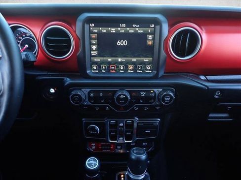 Used 2020 Jeep Wrangler Unlimited Rubicon AWD/4WD image 9