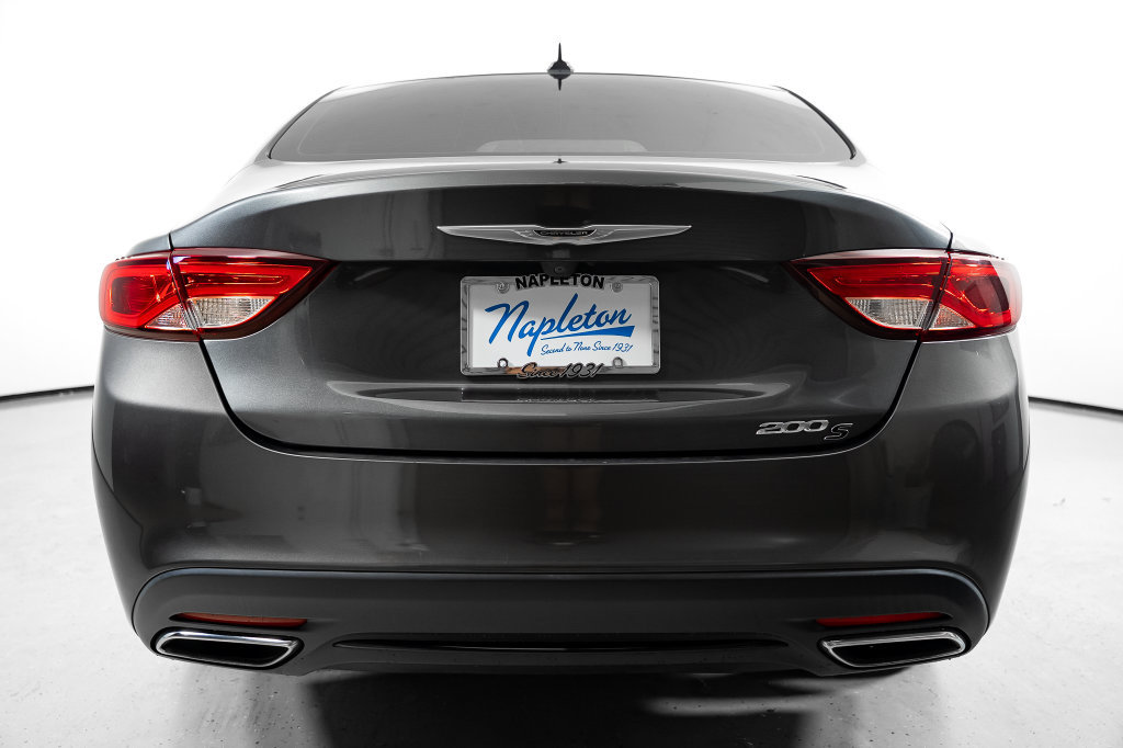 Used 2016 Chrysler 200 S w/ Navigation & Sound Group I FWD image 9