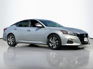 Used 2020 Nissan Altima 2.5 S image 1
