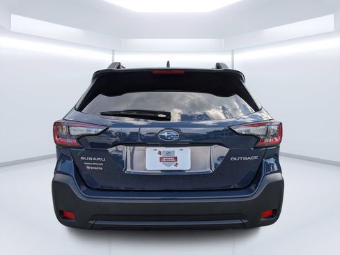 Certified 2025 Subaru Outback Premium AWD/4WD image 4