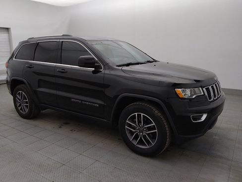 Used 2019 Jeep Grand Cherokee Laredo w/ Laredo X Package image 11