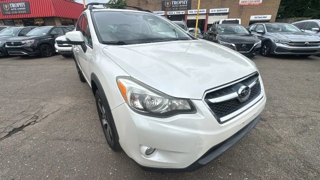 Used 2014 Subaru Crosstrek Touring AWD/4WD image 3