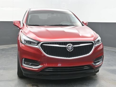 Used 2019 Buick Enclave Essence AWD/4WD image 2