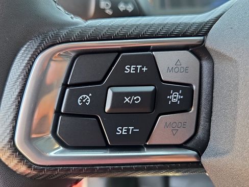 Used 2024 Ford Mustang Convertible RWD image 16