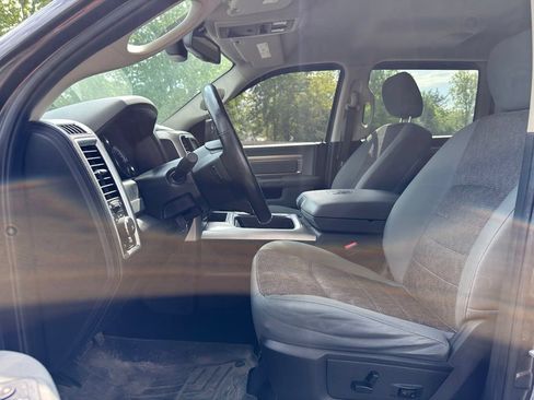 Used 2017 RAM 1500 Big Horn AWD/4WD image 2