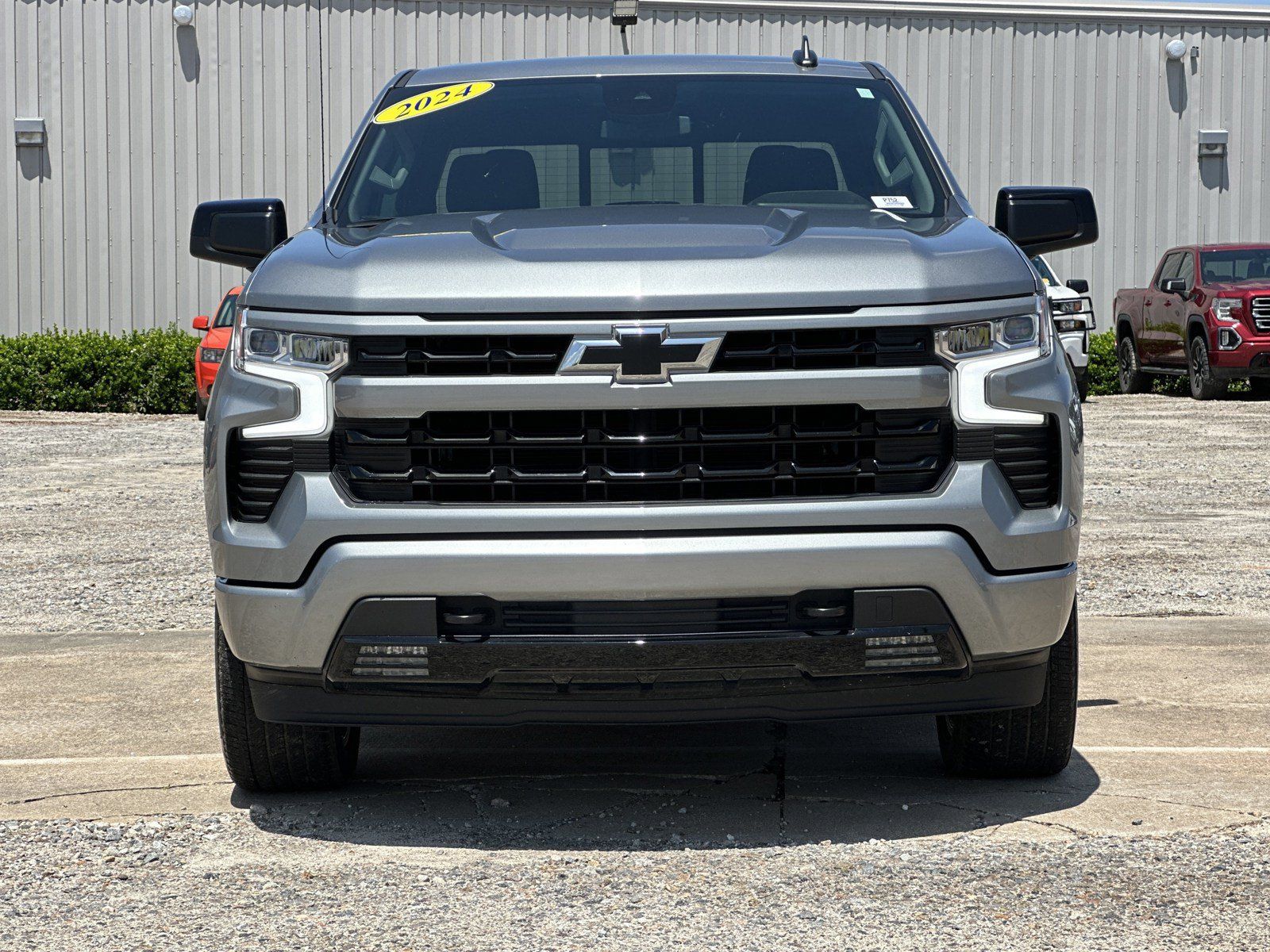 Used 2024 Chevrolet Silverado 1500 RST w/ Convenience Package II AWD/4WD image 2