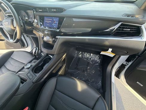 Certified 2025 Cadillac XT6 Sport w/ Platinum Package image 30