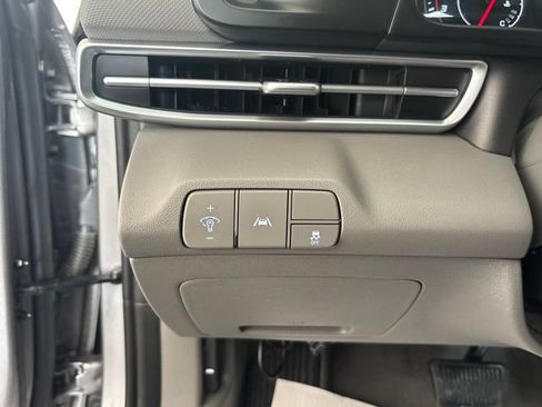 Used 2023 Hyundai Elantra SEL FWD image 12