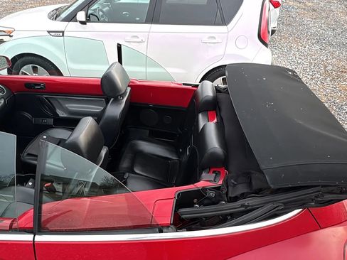 Used 2008 Volkswagen Beetle SE image 22