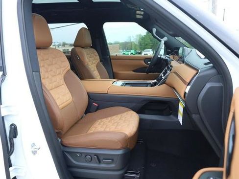 New 2026 Nissan Armada Platinum Reserve AWD/4WD image 31
