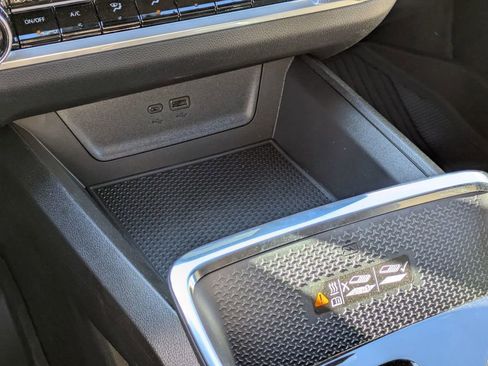 New 2026 Chevrolet Equinox ACTIV w/ Convenience Package III image 29