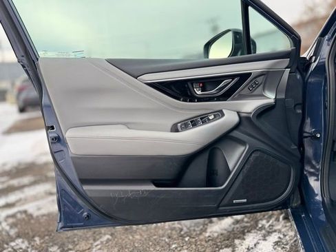 Used 2023 Subaru Legacy Limited image 10