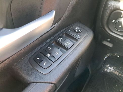 Used 2022 RAM 1500 Tradesman AWD/4WD image 31