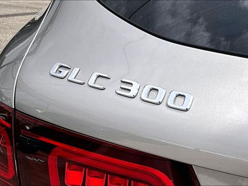 Used 2022 Mercedes-Benz GLC 300 image 10