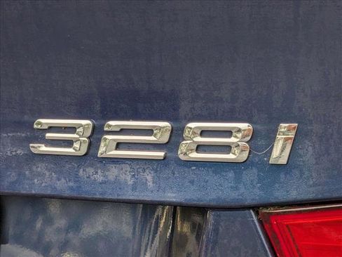 Used 2011 BMW 328i Sedan RWD image 14