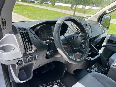 Used 2018 Ford Transit 150 130 Low Roof RWD image 10