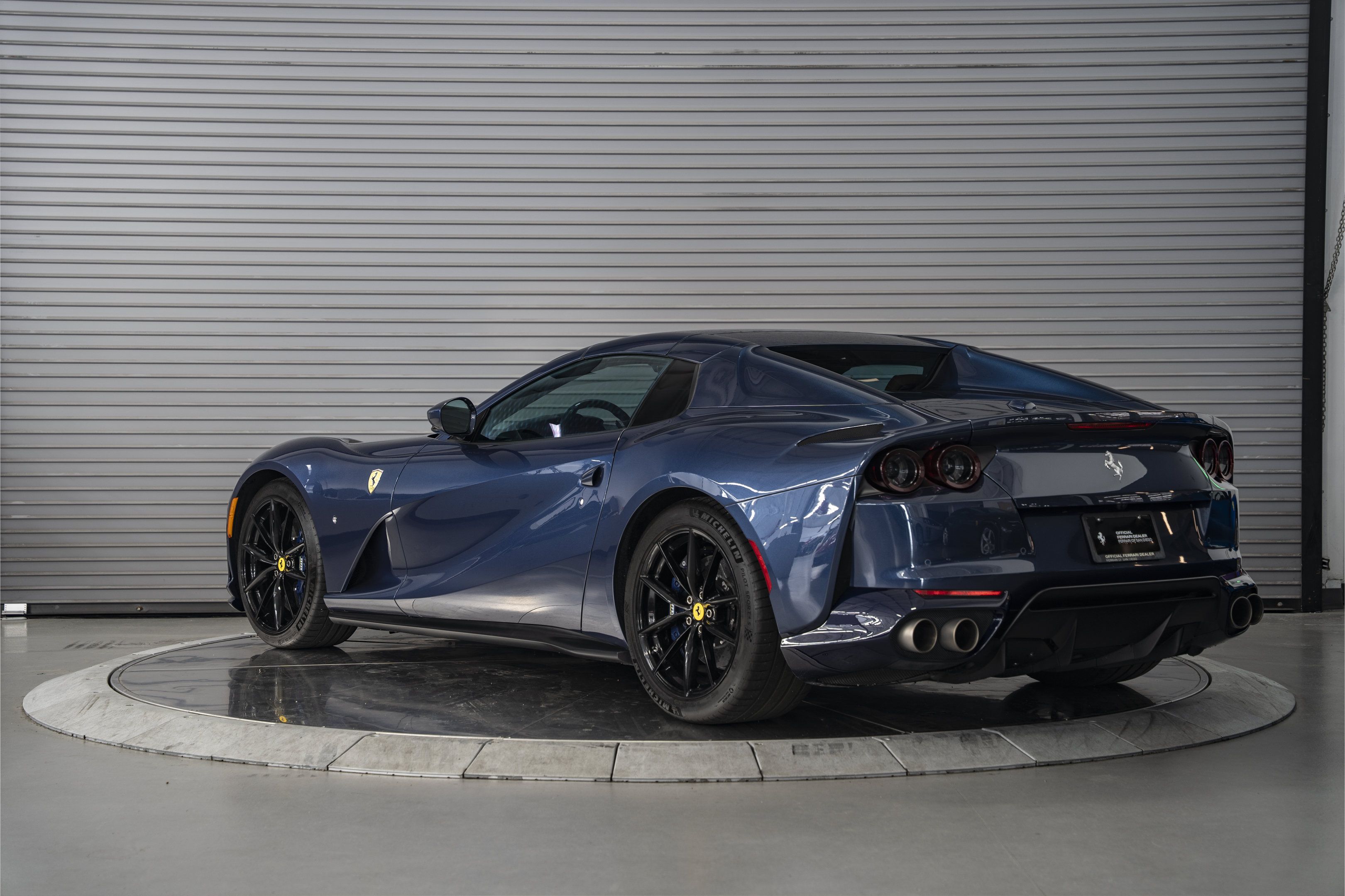 Used 2021 Ferrari 812 GTS RWD image 11