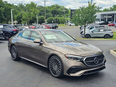 New 2026 Mercedes-Benz E 450 4MATIC Sedan image 1