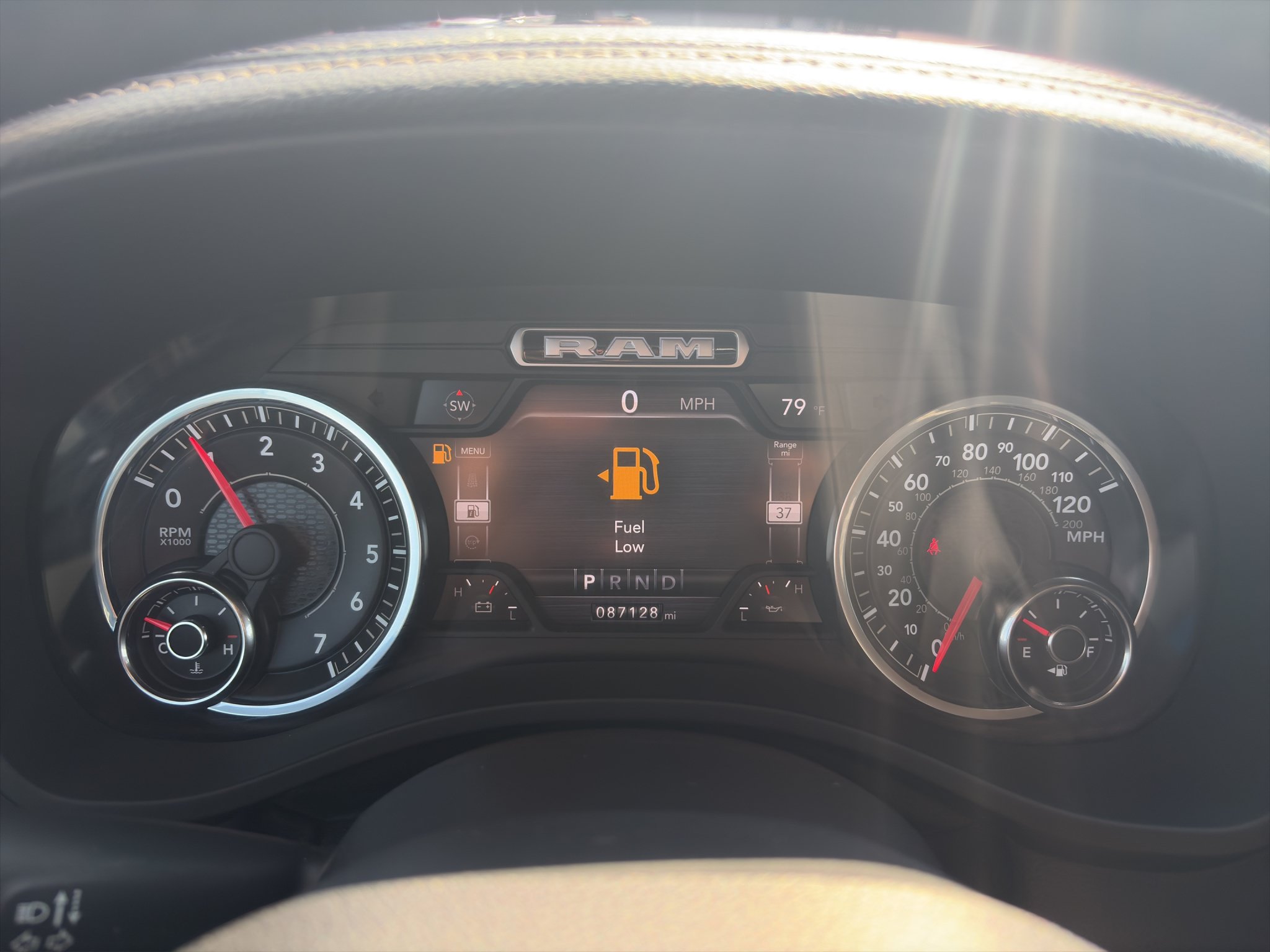 Used 2021 RAM 1500 Laramie AWD/4WD image 13