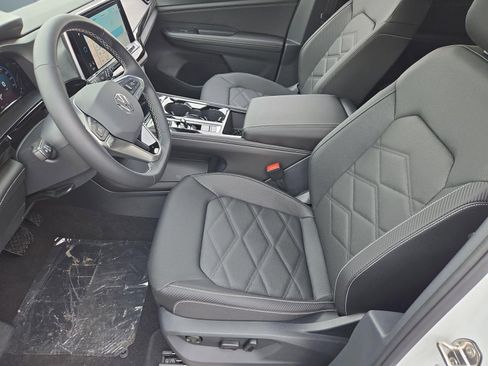 New 2026 Volkswagen Atlas Cross Sport SE AWD/4WD image 5