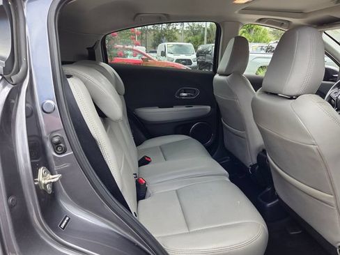 Used 2019 Honda HR-V EX image 16