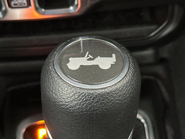 Used 2026 Jeep Wrangler Unlimited Sahara AWD/4WD image 37
