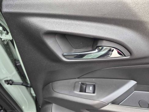 New 2026 Chevrolet Trax ACTIV w/ Driver Confidence Package FWD image 35