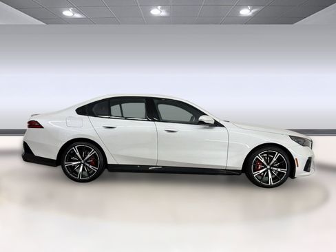 New 2027 BMW 530i w/ M Sport Package RWD image 8