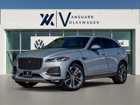 Used 2022 Jaguar F-PACE S image 1