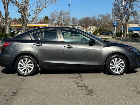 Used 2012 MAZDA MAZDA3 i Touring image 3