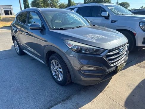 Used 2018 Hyundai Tucson SEL AWD/4WD image 1
