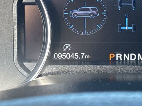 Used 2019 Ford Expedition Limited w/ Equipment Group 302A image 35