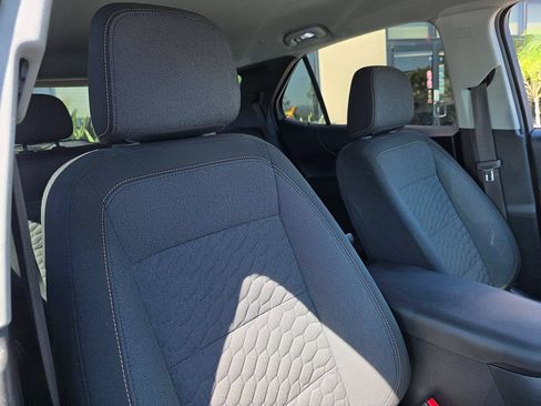 Used 2019 Chevrolet Equinox LT AWD/4WD image 16