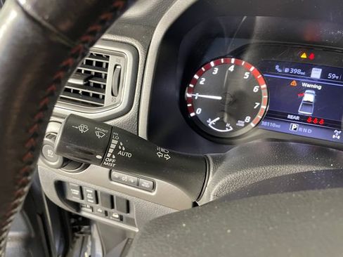 Used 2021 Nissan Titan PRO-4X w/ Pro-4x Convenience Package image 13