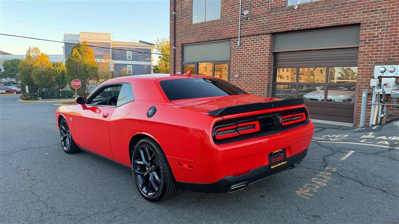 Used 2021 Dodge Challenger GT w/ Plus Package RWD image 12